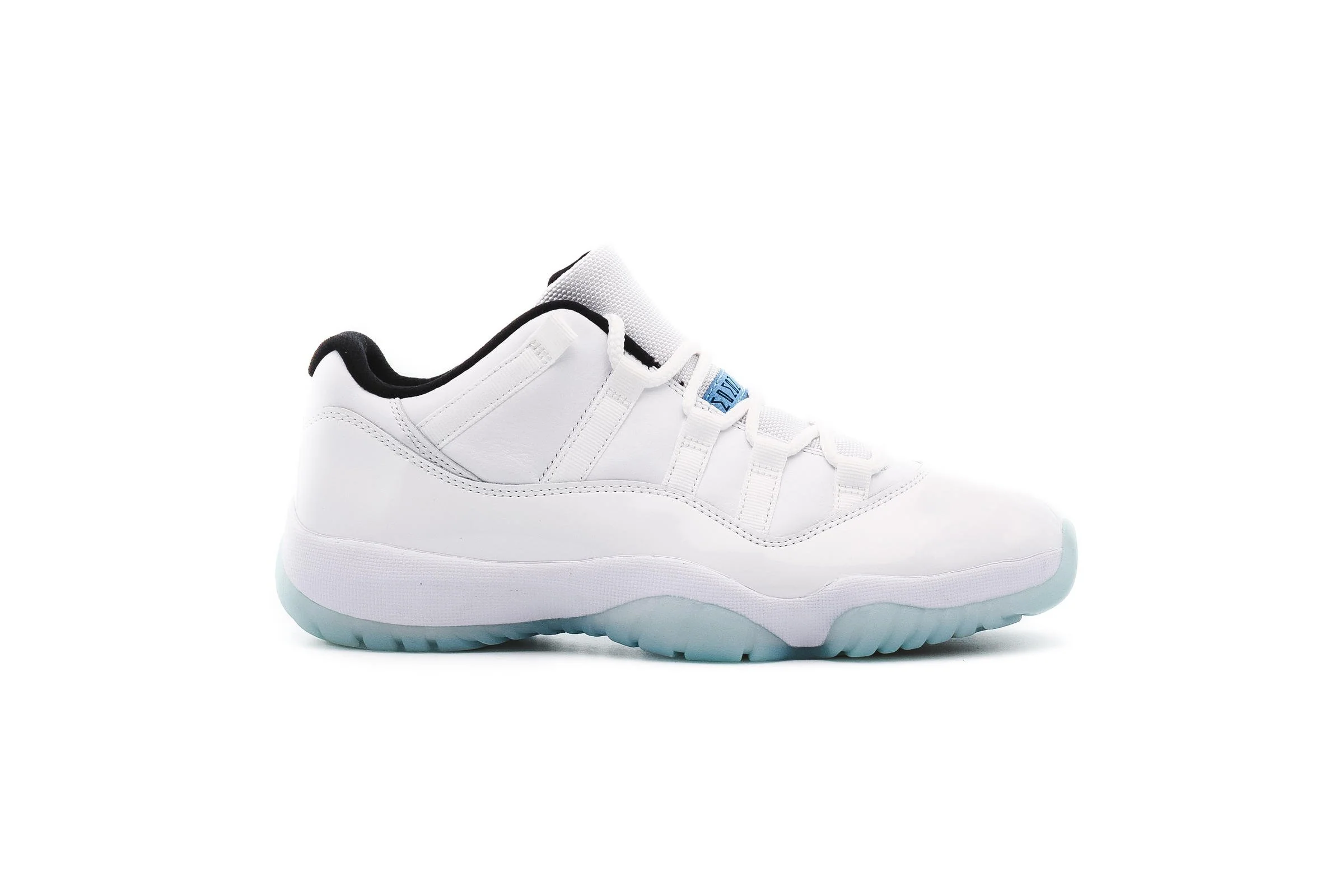 Air Jordan 11 RETRO LOW "LEGEND BLUE"