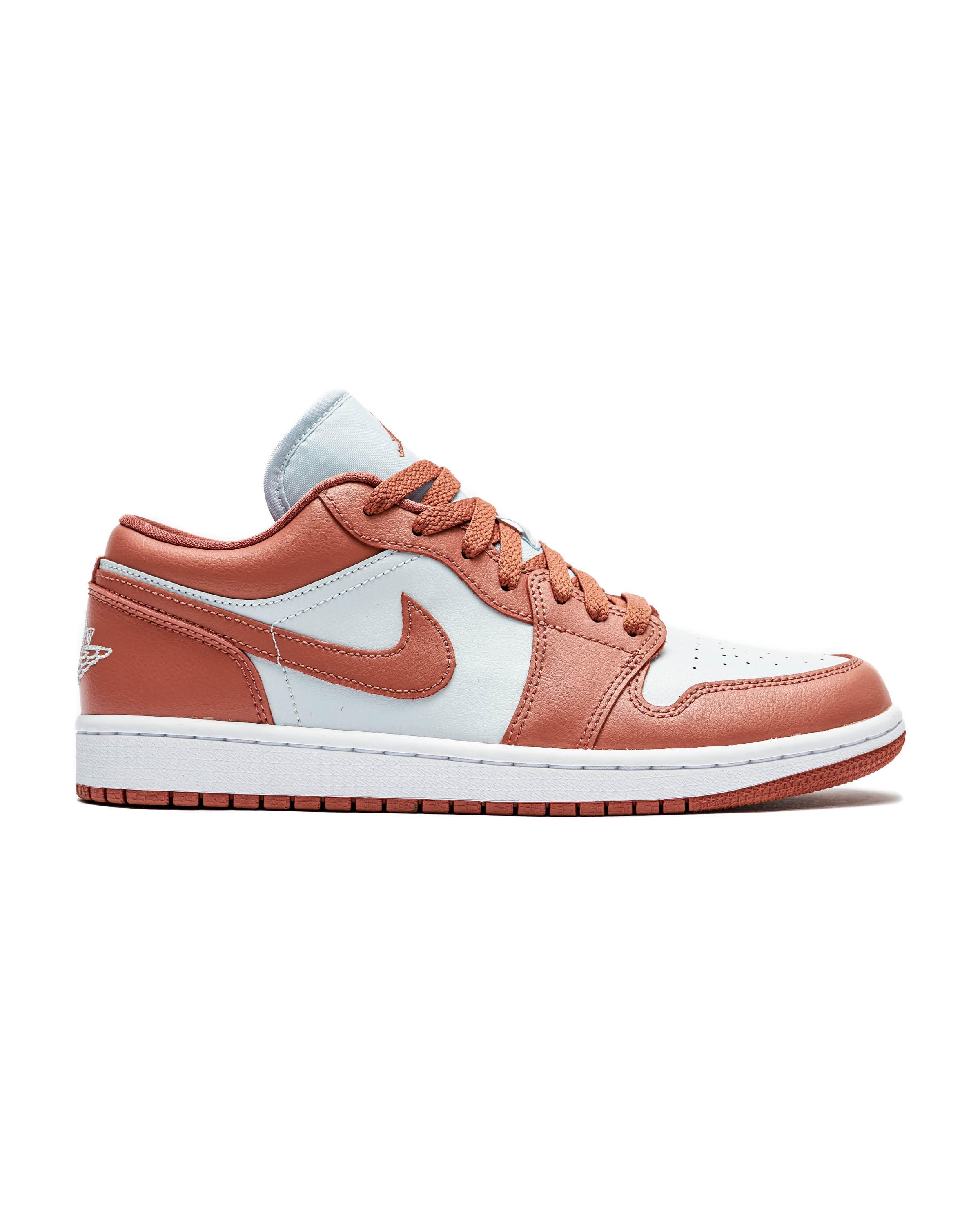 Air Jordan WMNS 1 LOW
