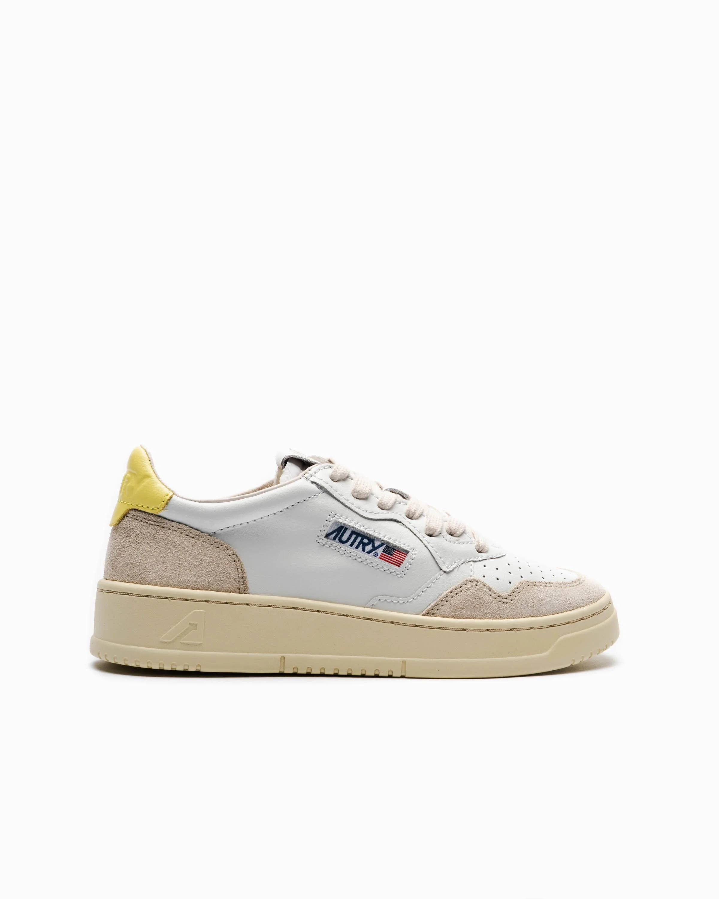 Autry Action Shoes WMNS Medalist Low