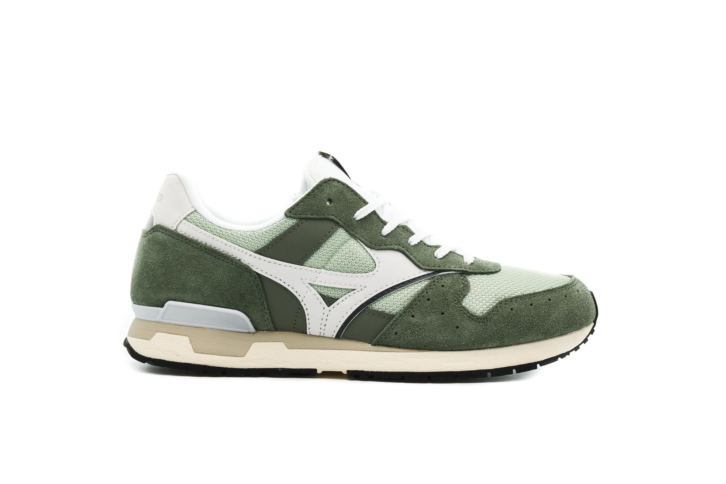Mizuno GV 87 "BLEACHED SAND"