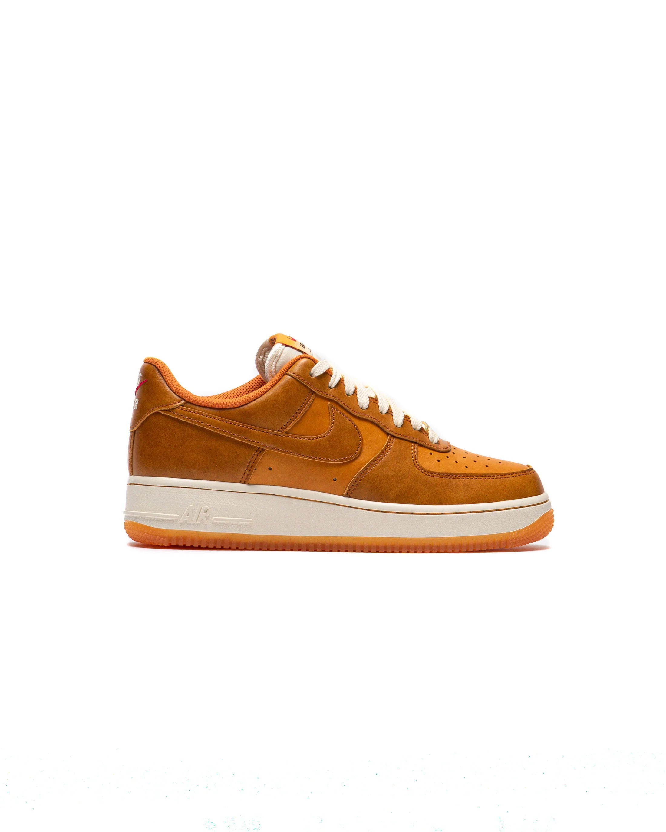 Nike AIR FORCE 1 '07 LV8 'SINCE 1982'