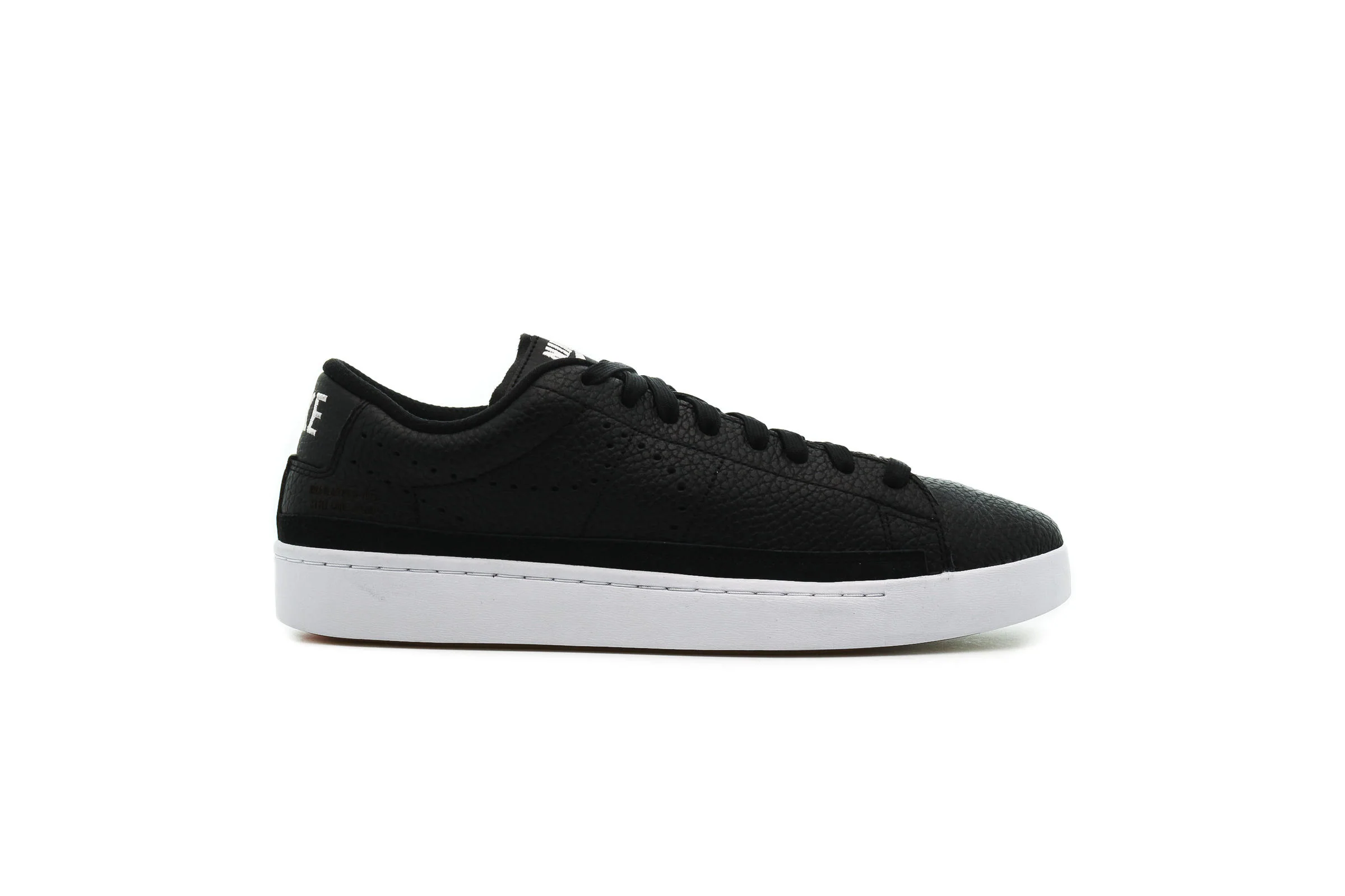 Nike BLAZER LOW X