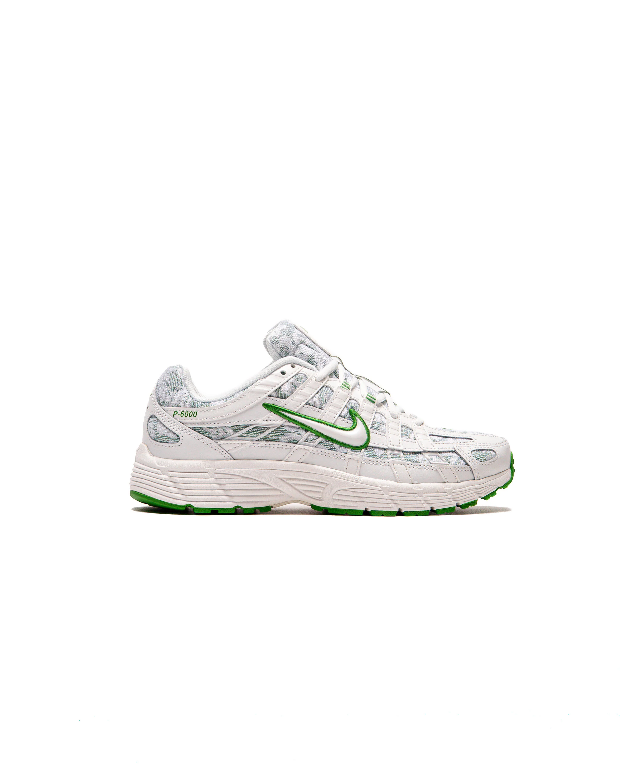 Nike WMNS P-6000