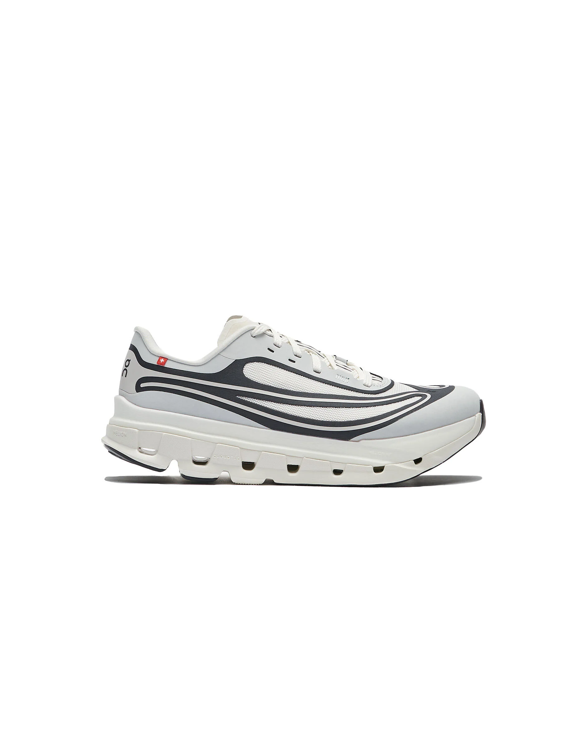 On Running WMNS Cloudflow 5 AD