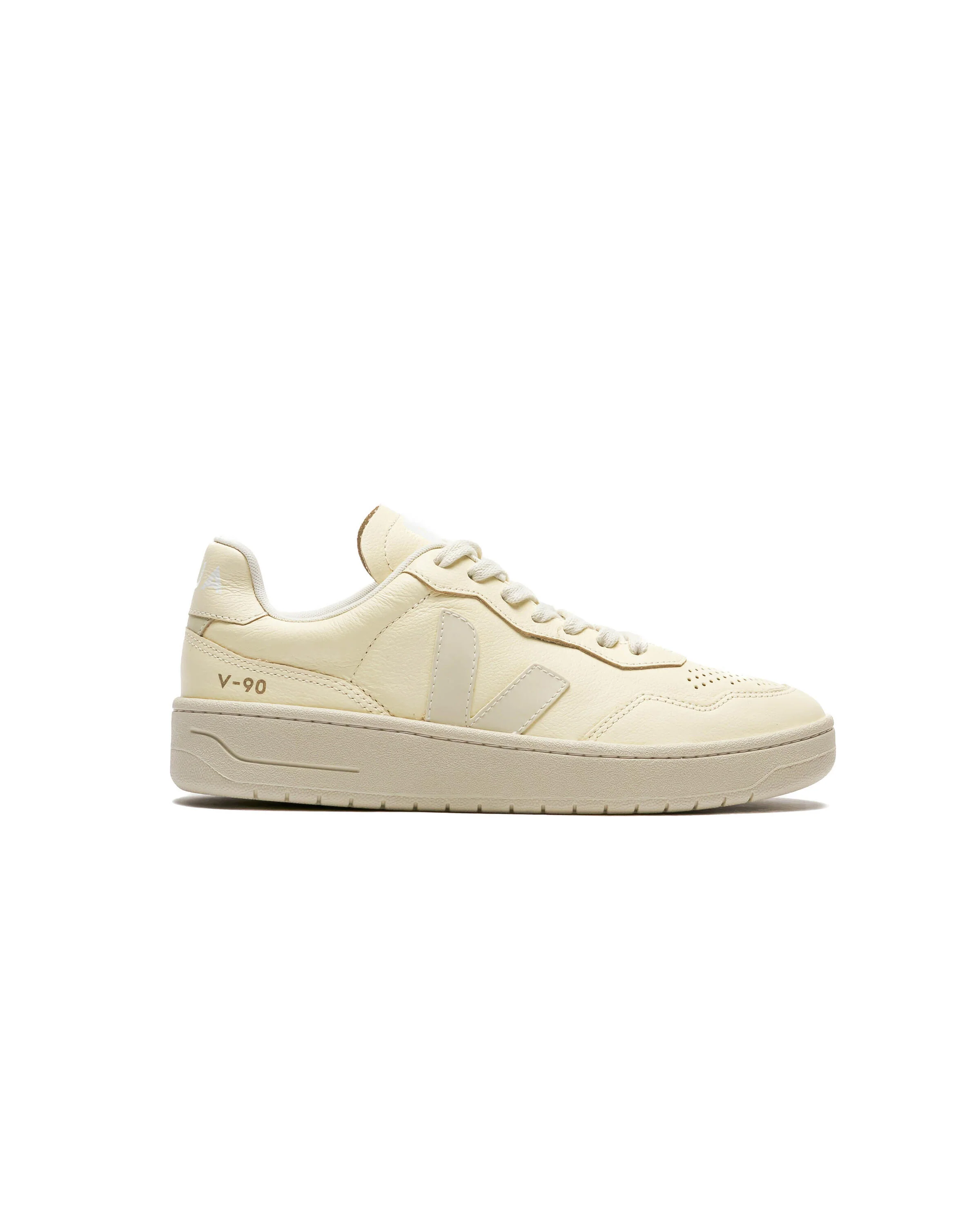 Veja WMNS V-90